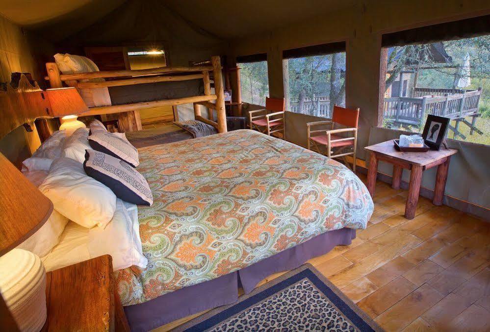 ホテル Safari West Mark West Springs エクステリア 写真